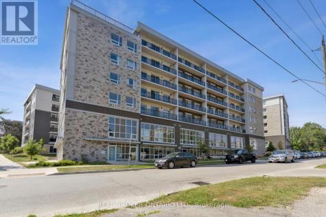 275 Larch Street Waterloo ON N2L 3R2