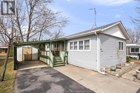 111 Dana Drive Essex ON N8M 2A1
