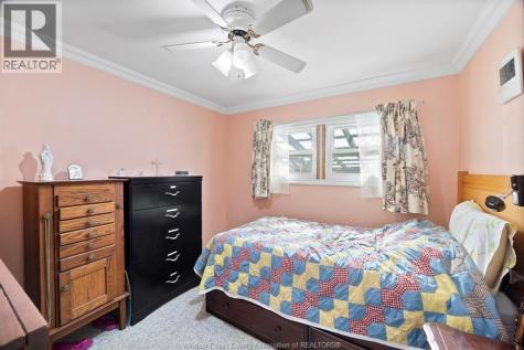 111 Dana Drive Essex ON N8M 2A1