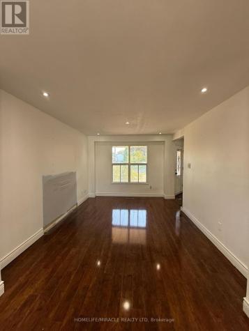 44 Knapton Avenue Ajax (central) ON L1S 5W1