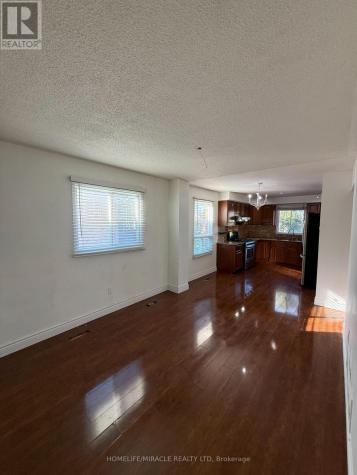 44 Knapton Avenue Ajax (central) ON L1S 5W1