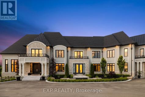 39 Orlin Chappel Court King ON L7B 0P6