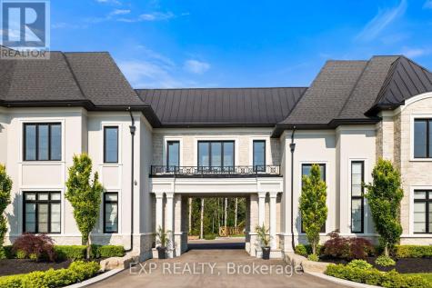 39 Orlin Chappel Court King ON L7B 0P6