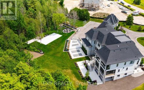 39 Orlin Chappel Court King ON L7B 0P6
