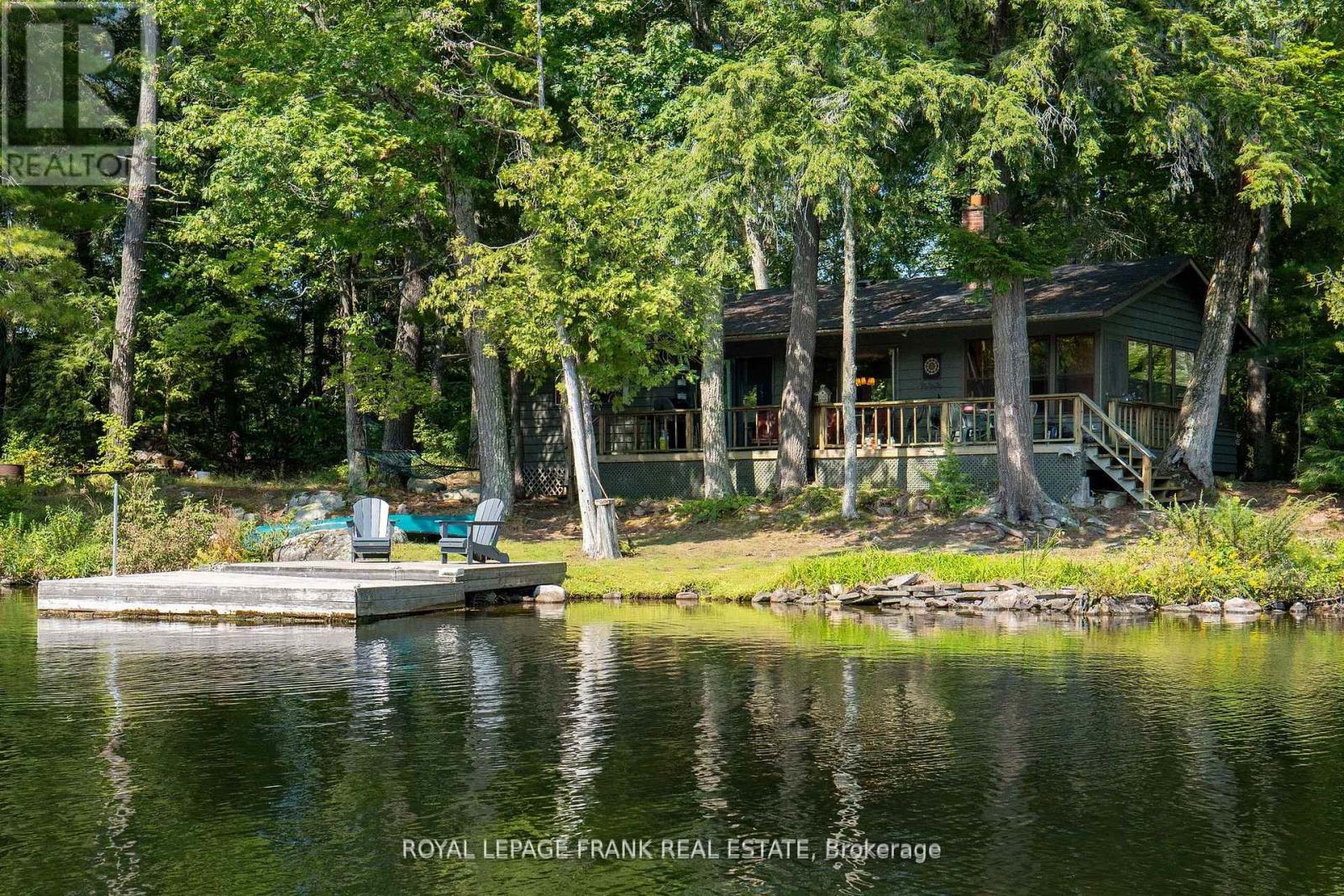 428 & 430 Island 7 Stoney Lake Douro-dummer ON K0L 2H0