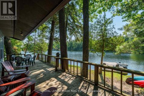 428 & 430 Island 7 Stoney Lake Douro-dummer ON K0L 2H0