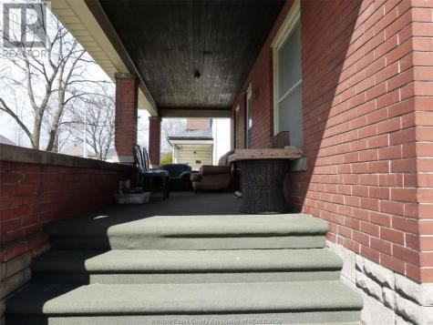 23 Queeens Avenue Leamington ON N8H 3G7