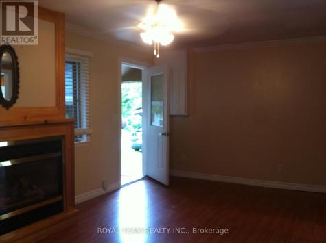 11 Middlebrook Road Wasaga Beach ON L9Z 2Y6