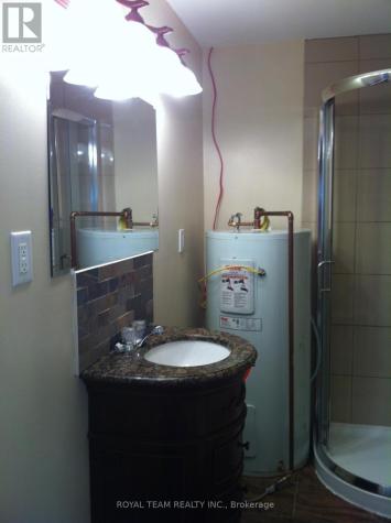 11 Middlebrook Road Wasaga Beach ON L9Z 2Y6