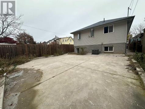975 Albert Road Windsor ON N8Y 3P1