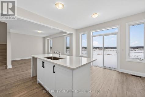 30 Legacy Circle Wasaga Beach ON L9Z 0M5