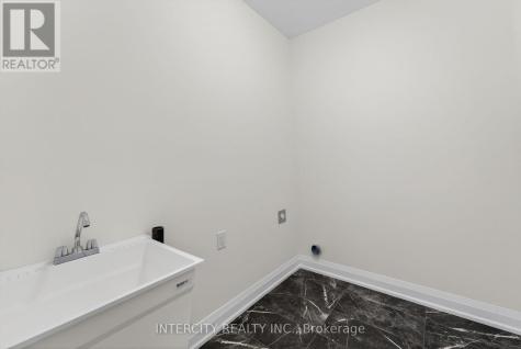 30 Legacy Circle Wasaga Beach ON L9Z 0M5