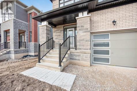 30 Legacy Circle Wasaga Beach ON L9Z 0M5