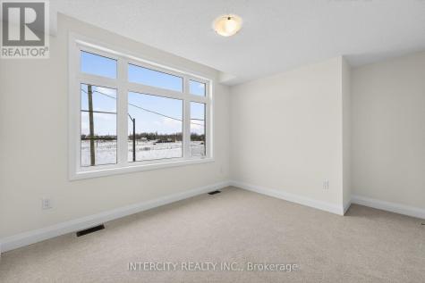 30 Legacy Circle Wasaga Beach ON L9Z 0M5