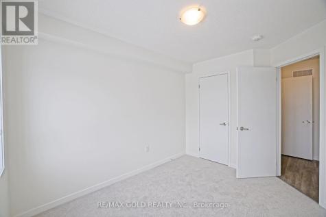 35 Radium Common Cambridge ON N1R 5S2