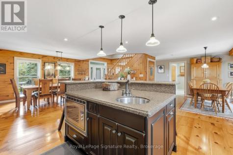 133 Old Lakeshore Road Blue Mountains ON N0H 1J0