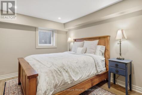 133 Old Lakeshore Road Blue Mountains ON N0H 1J0