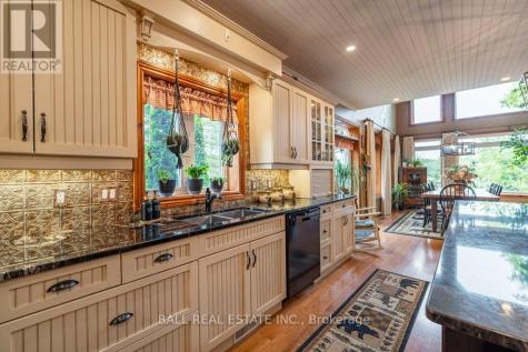 32 Shadowood Lane North Kawartha ON K0L 1A0