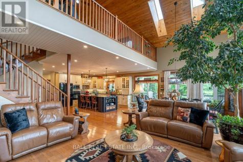 32 Shadowood Lane North Kawartha ON K0L 1A0