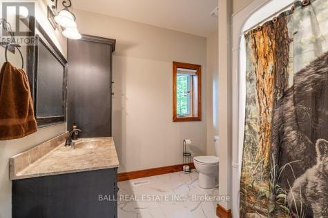 32 Shadowood Lane North Kawartha ON K0L 1A0