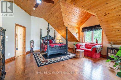32 Shadowood Lane North Kawartha ON K0L 1A0