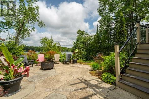 32 Shadowood Lane North Kawartha ON K0L 1A0
