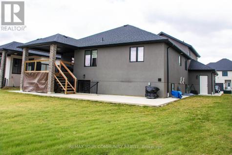 72 Noble Court Amherstburg ON N9V 0G8