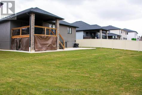 72 Noble Court Amherstburg ON N9V 0G8