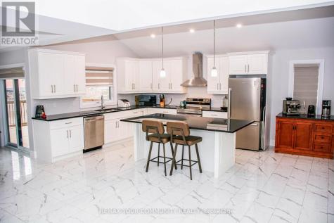 72 Noble Court Amherstburg ON N9V 0G8