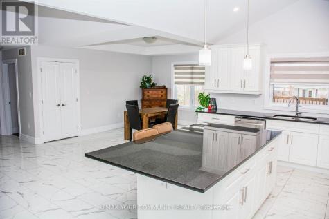 72 Noble Court Amherstburg ON N9V 0G8