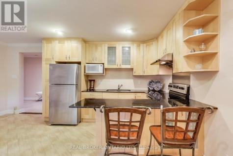 48 Silvergrove Road Toronto (st. Andrew-windfields) ON M2L 2N6