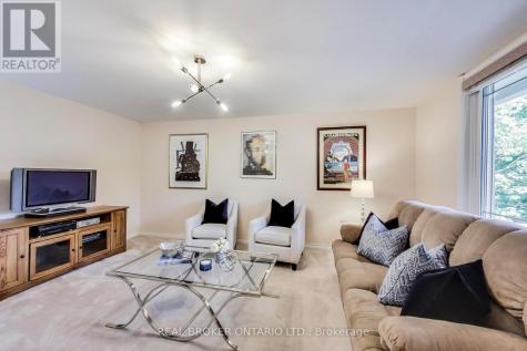 48 Silvergrove Road Toronto (st. Andrew-windfields) ON M2L 2N6