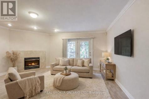 48 Silvergrove Road Toronto (st. Andrew-windfields) ON M2L 2N6