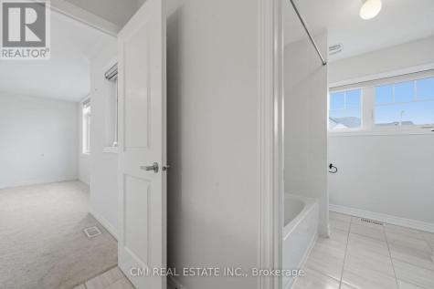1659 Emberton Way Innisfil ON L9S 0N4