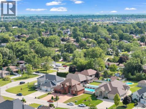 1912 Corbi Lane Tecumseh ON N8N 5C8