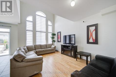 26 Pearl Street Wasaga Beach ON L9Z 1J6