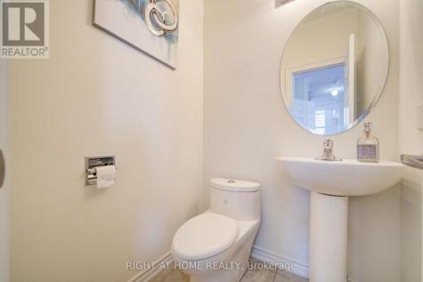 26 Pearl Street Wasaga Beach ON L9Z 1J6