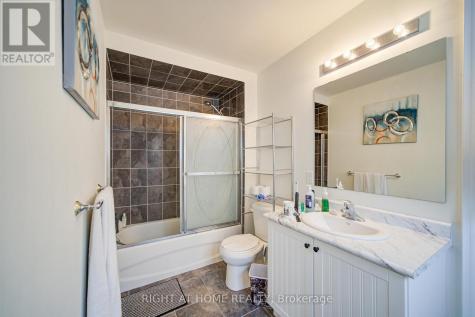 26 Pearl Street Wasaga Beach ON L9Z 1J6