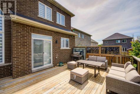 26 Pearl Street Wasaga Beach ON L9Z 1J6