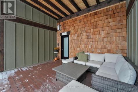 2084 Grand Boulevard Burlington ON L7P 0N1