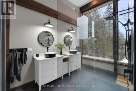 2084 Grand Boulevard Burlington ON L7P 0N1