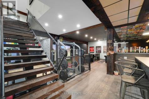 2084 Grand Boulevard Burlington ON L7P 0N1