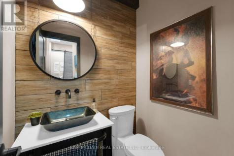 2084 Grand Boulevard Burlington ON L7P 0N1