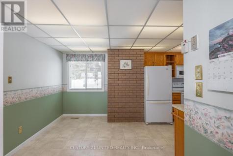 2412 Upper Chemung Drive Selwyn ON K0L 2H0
