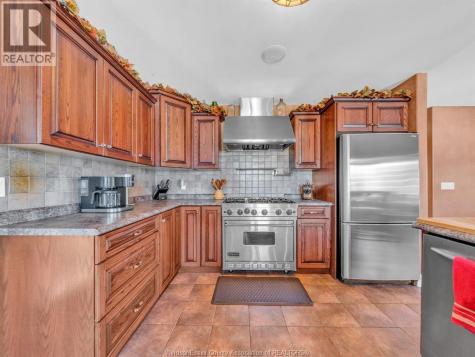 3280 California Avenue Windsor ON N9E 3K7