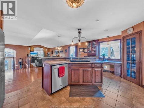 3280 California Avenue Windsor ON N9E 3K7