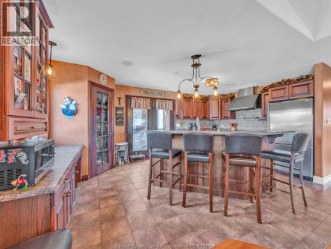 3280 California Avenue Windsor ON N9E 3K7