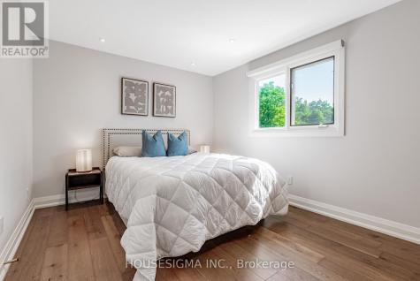 14639 Leslie Street Aurora ON L4G 7C6
