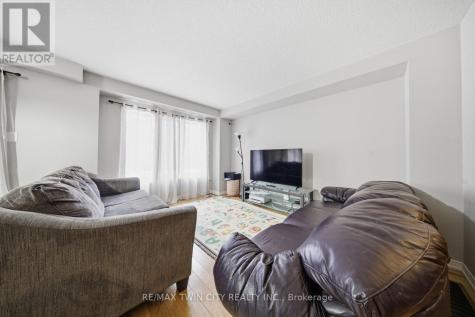 126 Munro Circle Brantford ON N3T 0R4