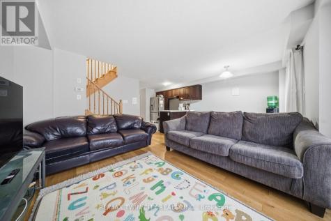 126 Munro Circle Brantford ON N3T 0R4